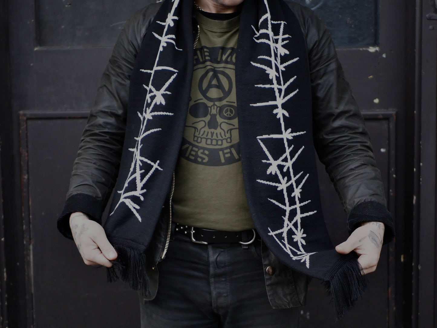 Tūmatakuru Scarf